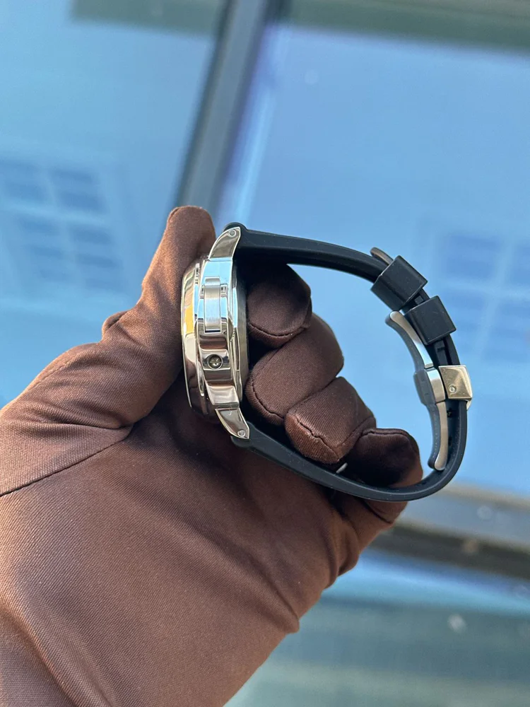 Panerai Luminor GMT Automatic